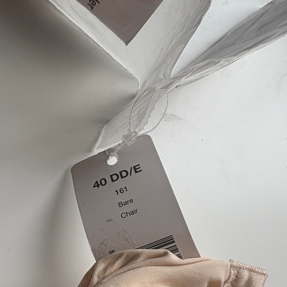 BRAVADO - beige with bra extender - Picture 7 of 8